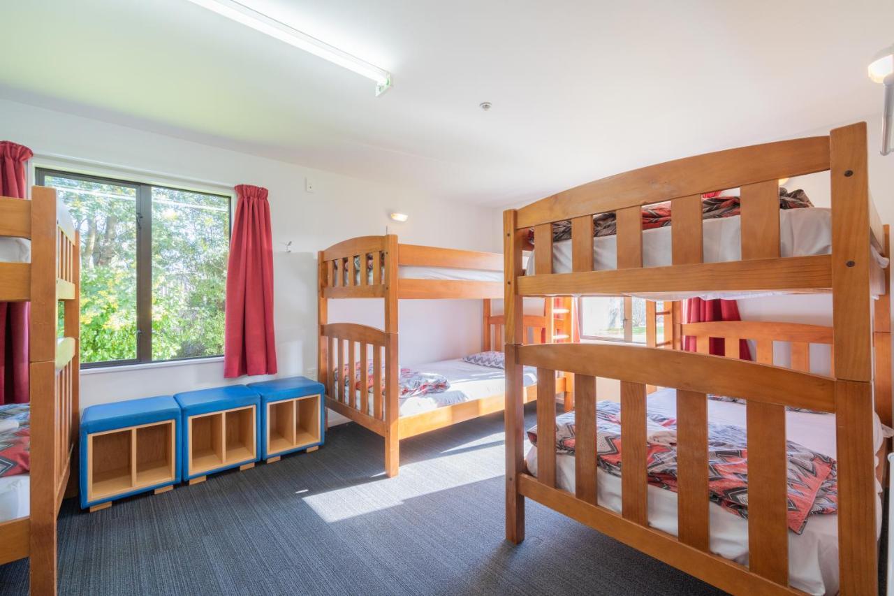 Te Anau Central Backpackers Экстерьер фото