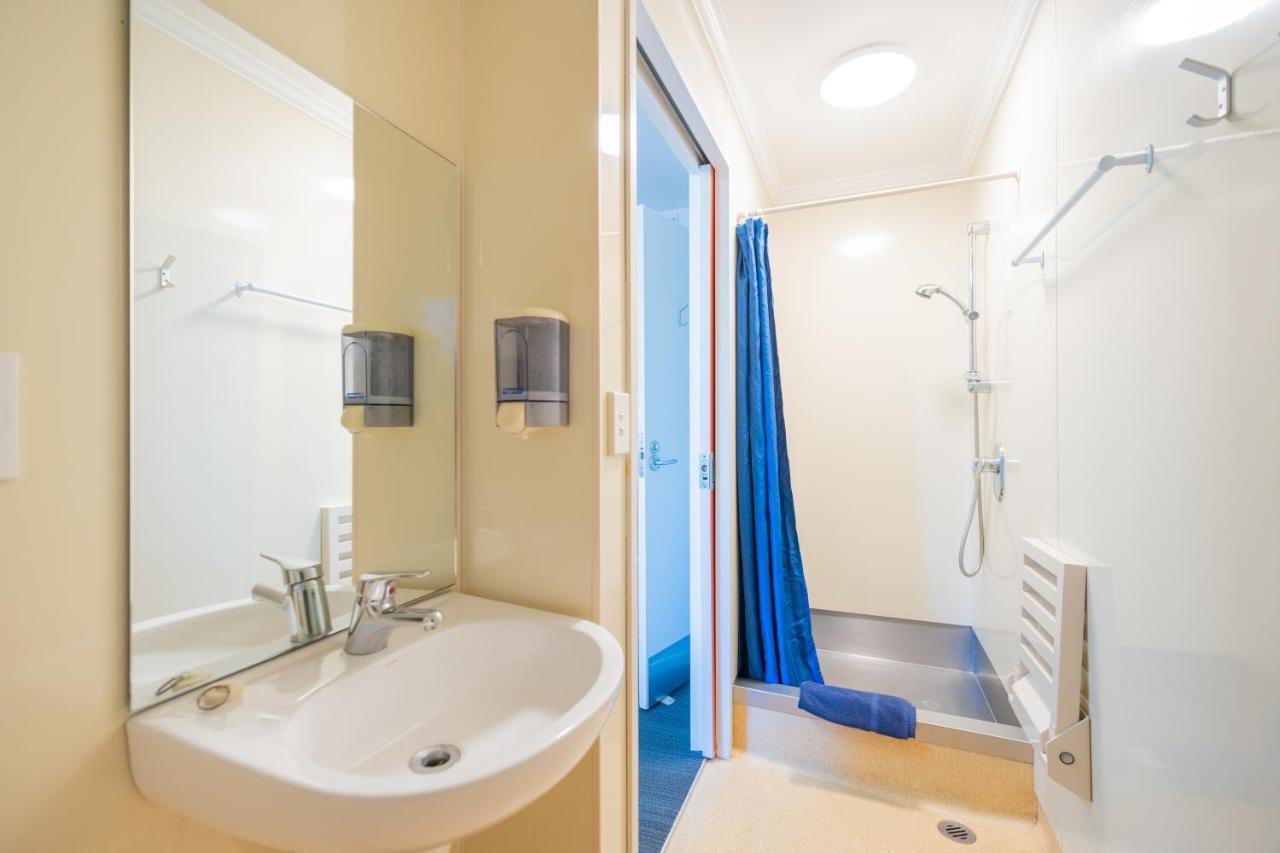 Te Anau Central Backpackers Экстерьер фото
